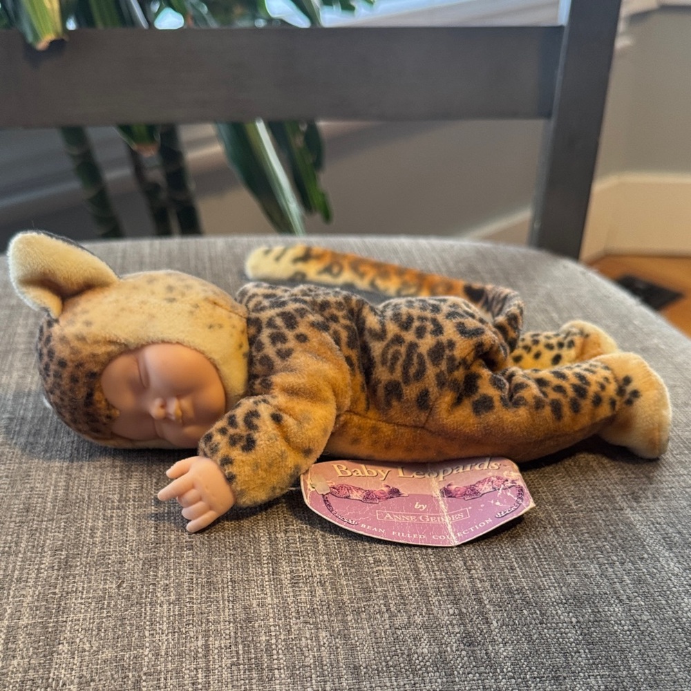 Anne Geddes Baby Leopards collectable doll